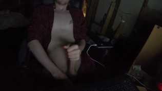 ANONYMOUS REDNECK SMOKES AFTER CUM