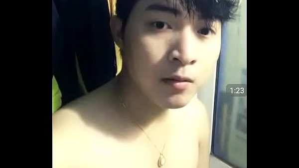 Trai Đẹp Livestream Khoe Cu