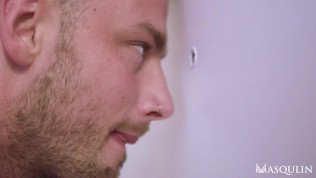Kit Fucks Damon During His Layover Time