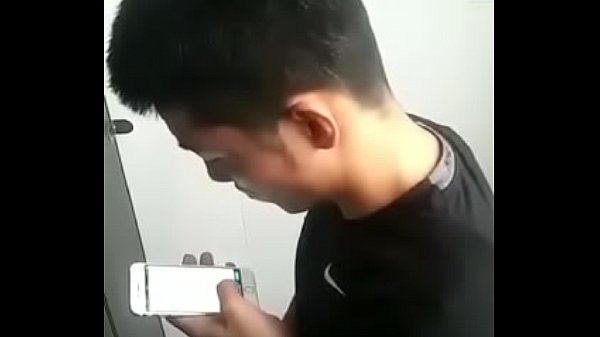 Spy Handsome Guy Jerk Off In Toilet