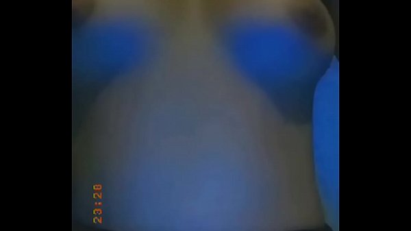 show your tits