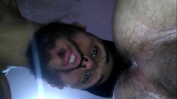 Brothertatuado linguando um cuzinho
