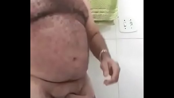Meu tio filmou a punheta dele