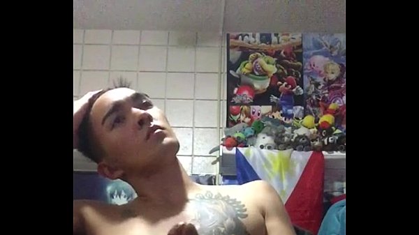 Anh trai xăm hình