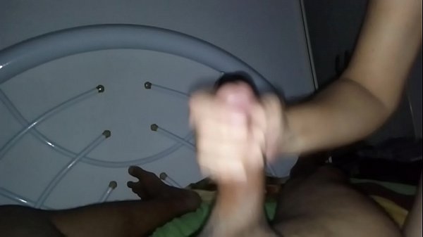 Acordando na punheta