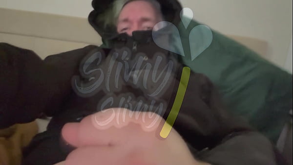Cum hang out with me