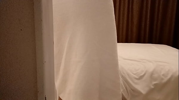 spying from the closet